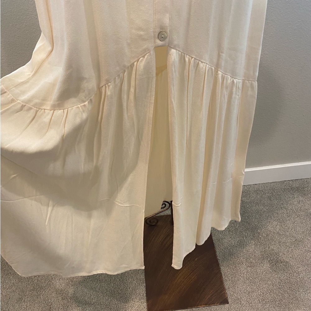 Dress - Picture 3 of 5